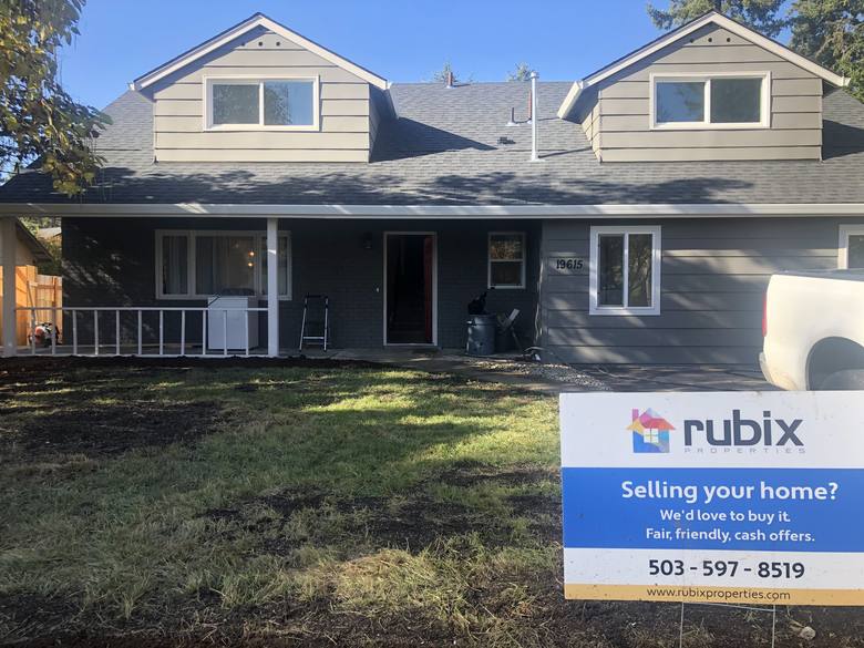 Rubix Properties sign in front of a house on Jaylee St in Aloha